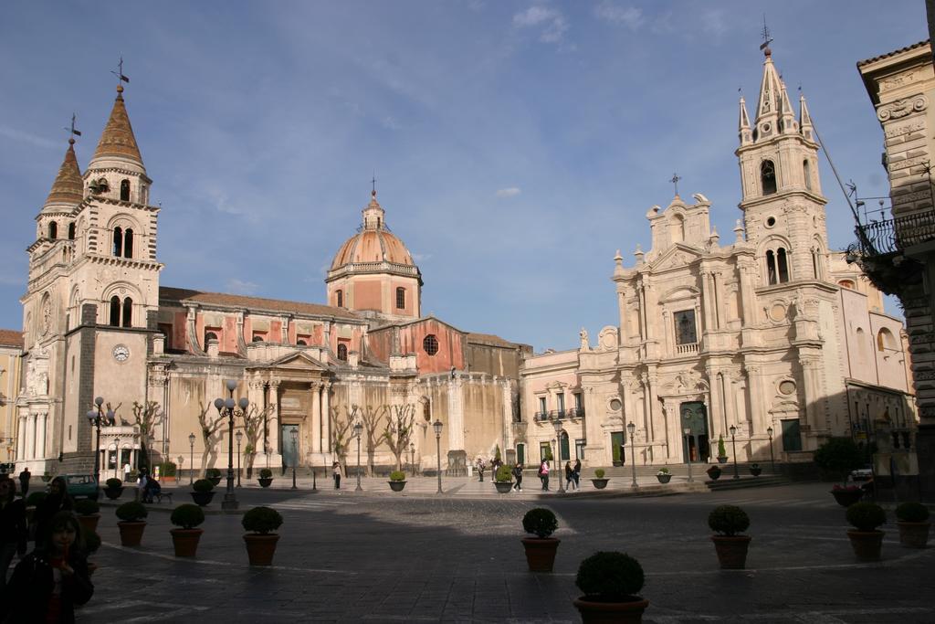 Residenza Cavour Ξενοδοχείο Acireale Εξωτερικό φωτογραφία